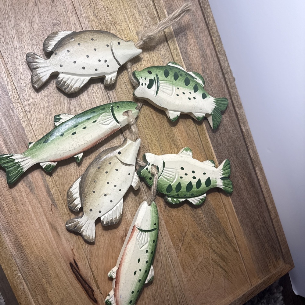 Wood Carved 6 Fish Decorative Wall Hanging Folk Art Man Cave Fisherman